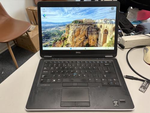 Dell Latitude E7440 i7-4600u 8Gb-RAM 240Gb-SSD Win11 IoT 50€