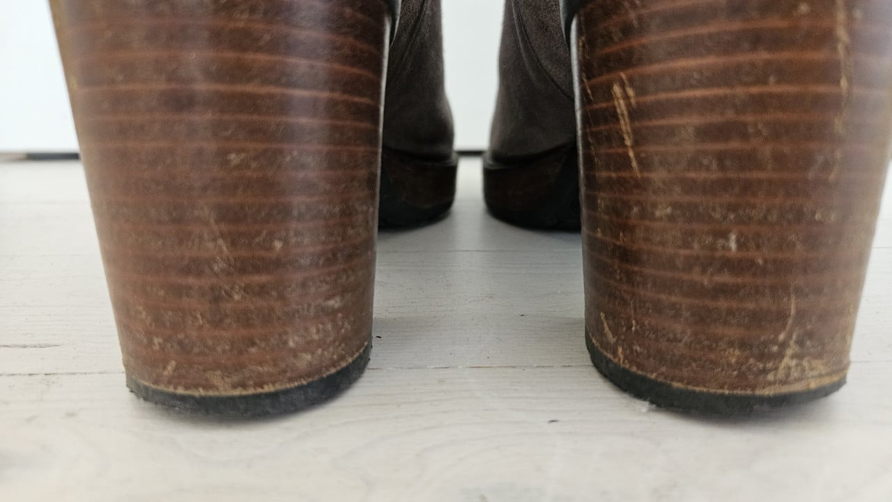 Mooie suede laarsjes