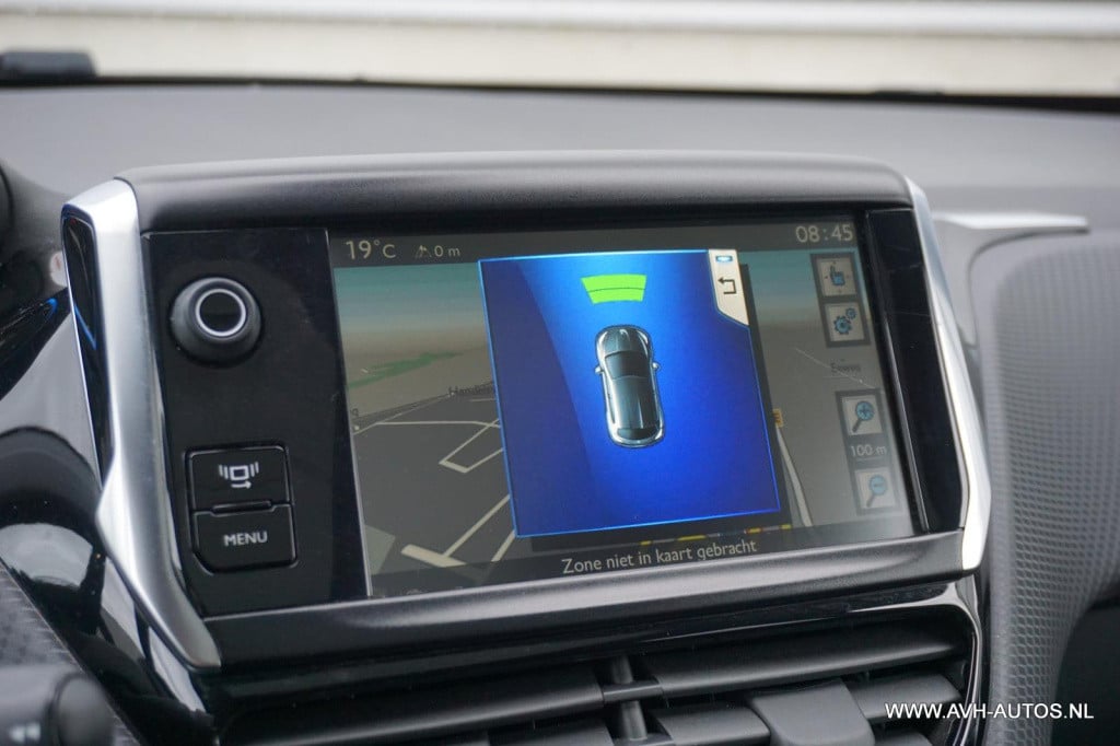 Peugeot 2008 1.2 vti allure pack premium plus
