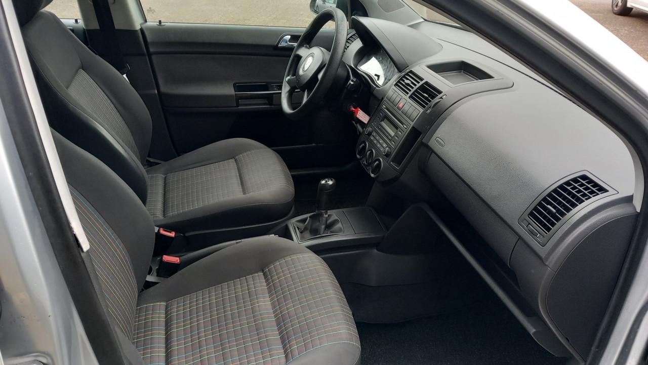 Volkswagen Polo 1.2 5drs Comfortline bj:2005 airco lm-velgen