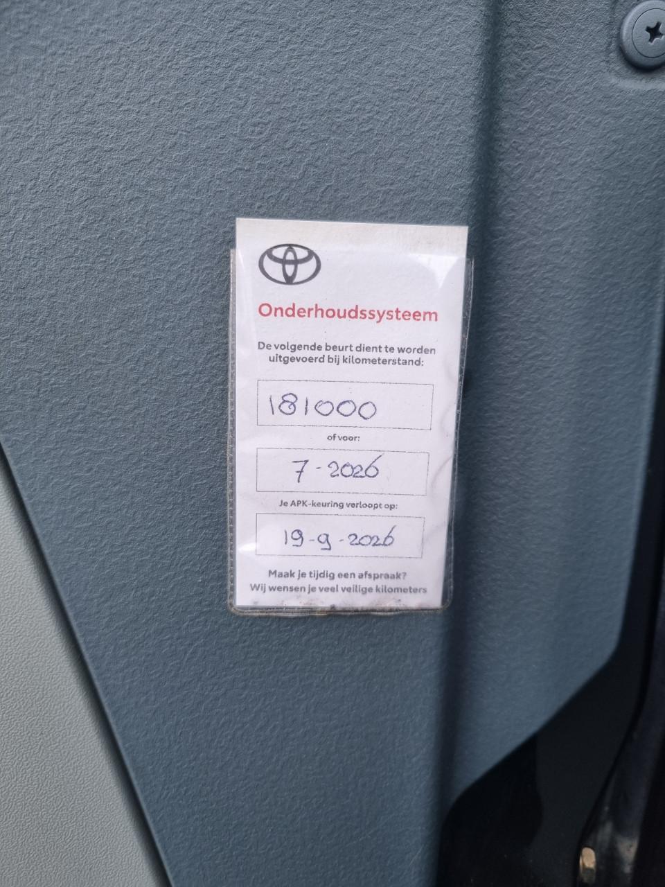 Toyota Yaris 1.0-16V VVT-i Sol