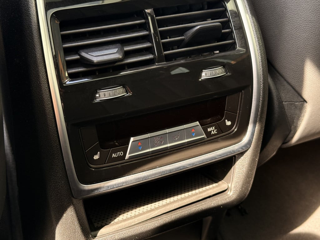 BMW X5 xdrive45e high executive | pano | sky lounge | stoelventilatie | luc