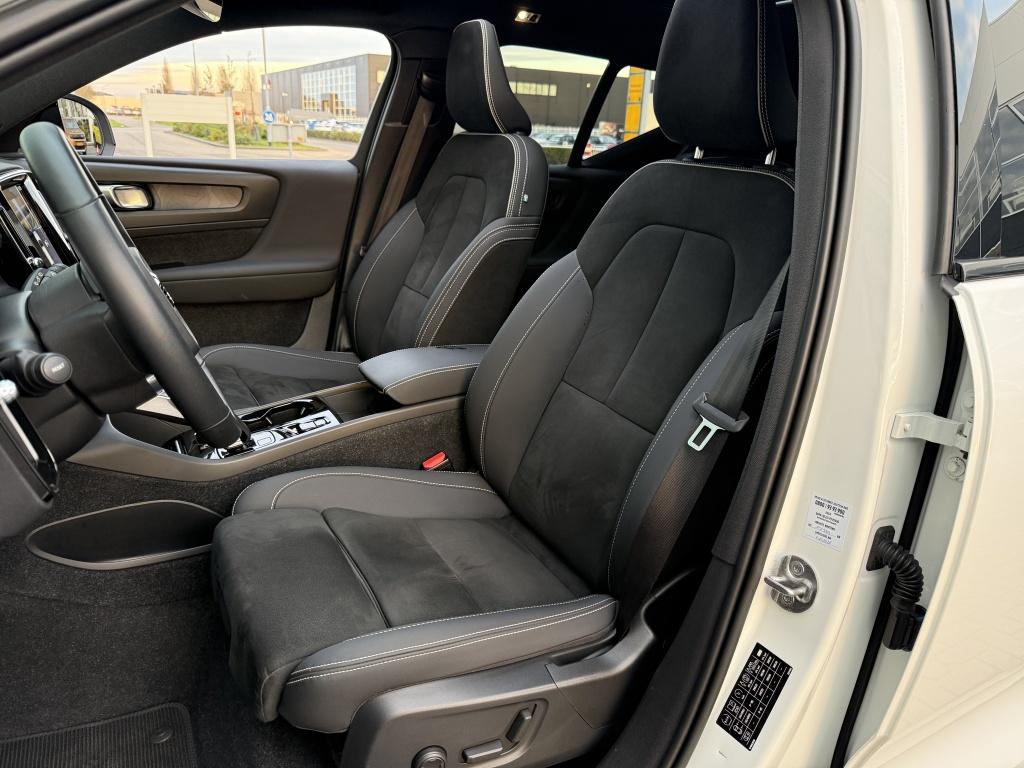 Volvo XC40 t5 262pk recharge ultimate dark| full options !!