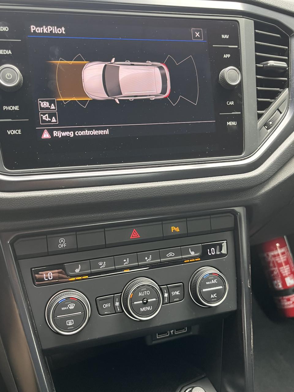 Volkswagen T-Roc 1.0 TSI Style TREKHAAK STOELVERWARMING