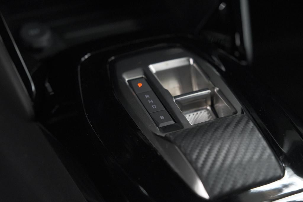 Peugeot E-2008 ev allure 54 kwh | 360 camera | adaptieve cruise control | w