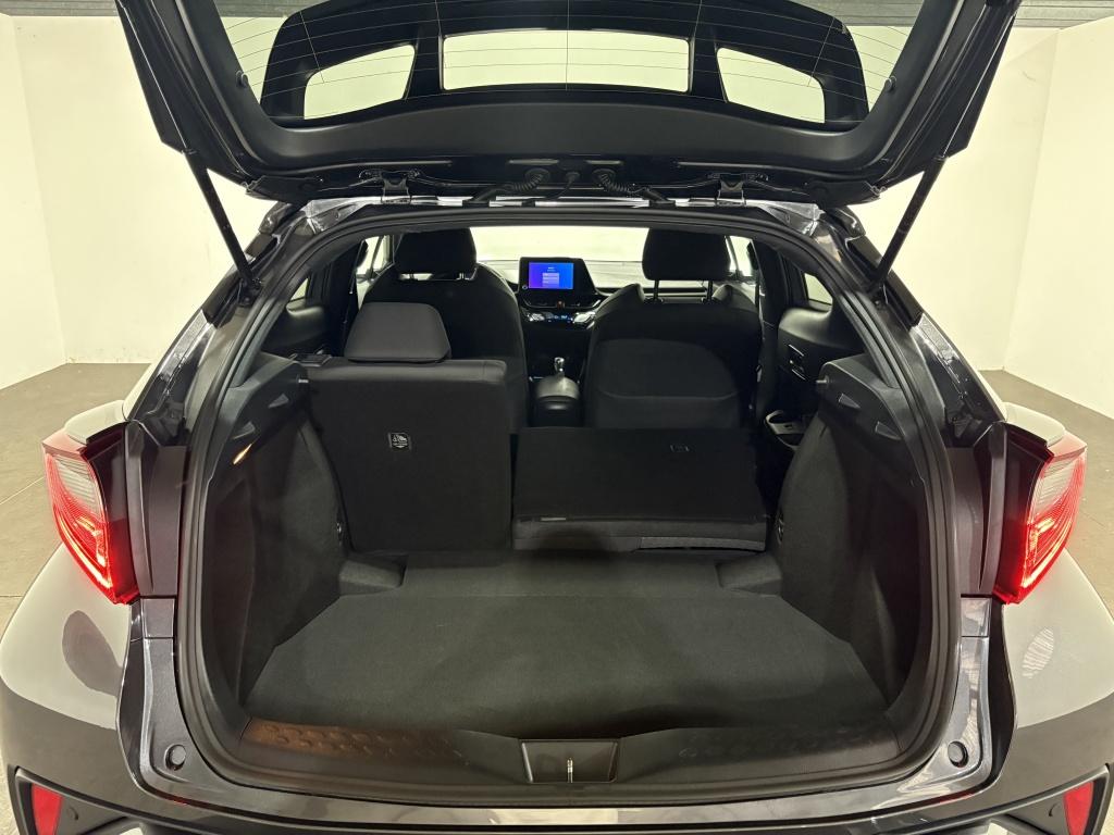 Toyota C-hr 1.8 hybrid style