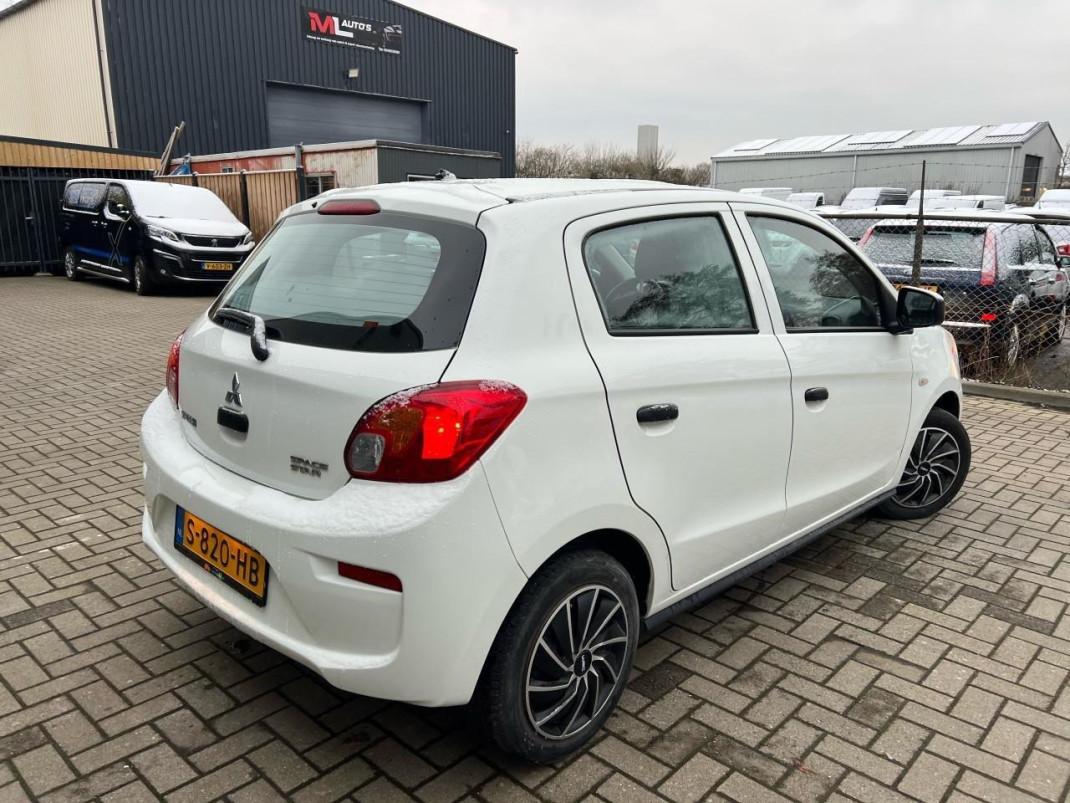 Mitsubishi Space Star 1.0Entry 117.938KM