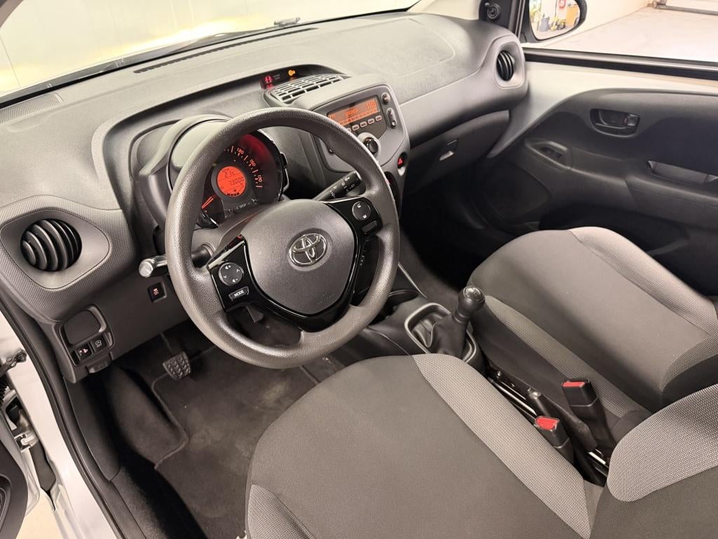 Toyota Aygo 1.0 vvt-i x-fun