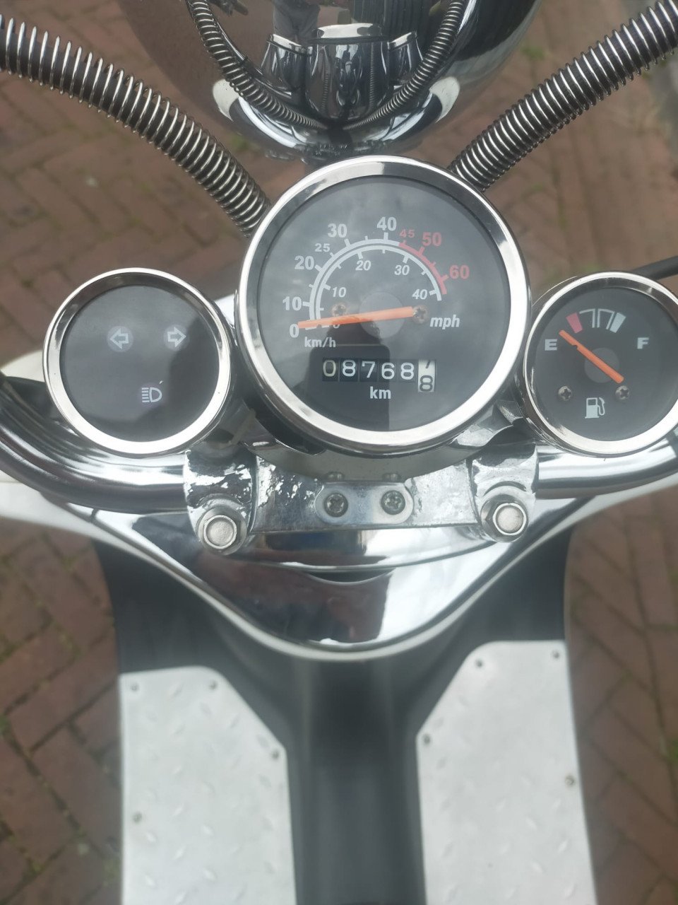 🛵 Benzhou Snorscooter – Betrouwbaar & Betaalbaar Rijden!