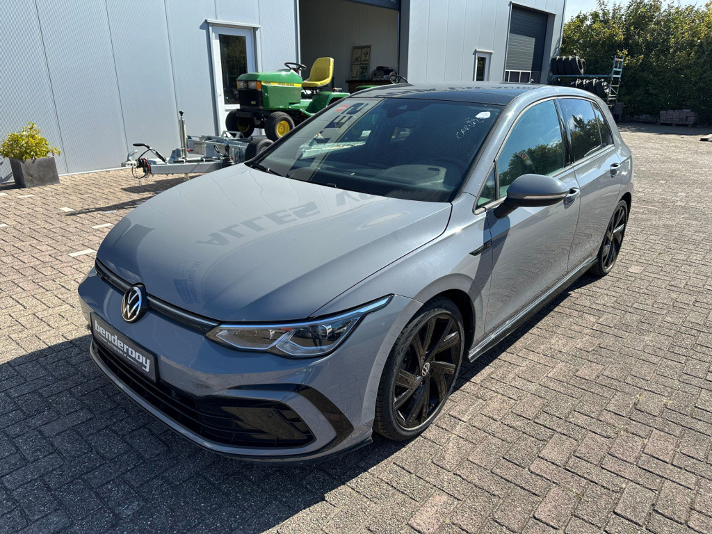 Volkswagen Golf 1.5 tsi 131pk r-line business