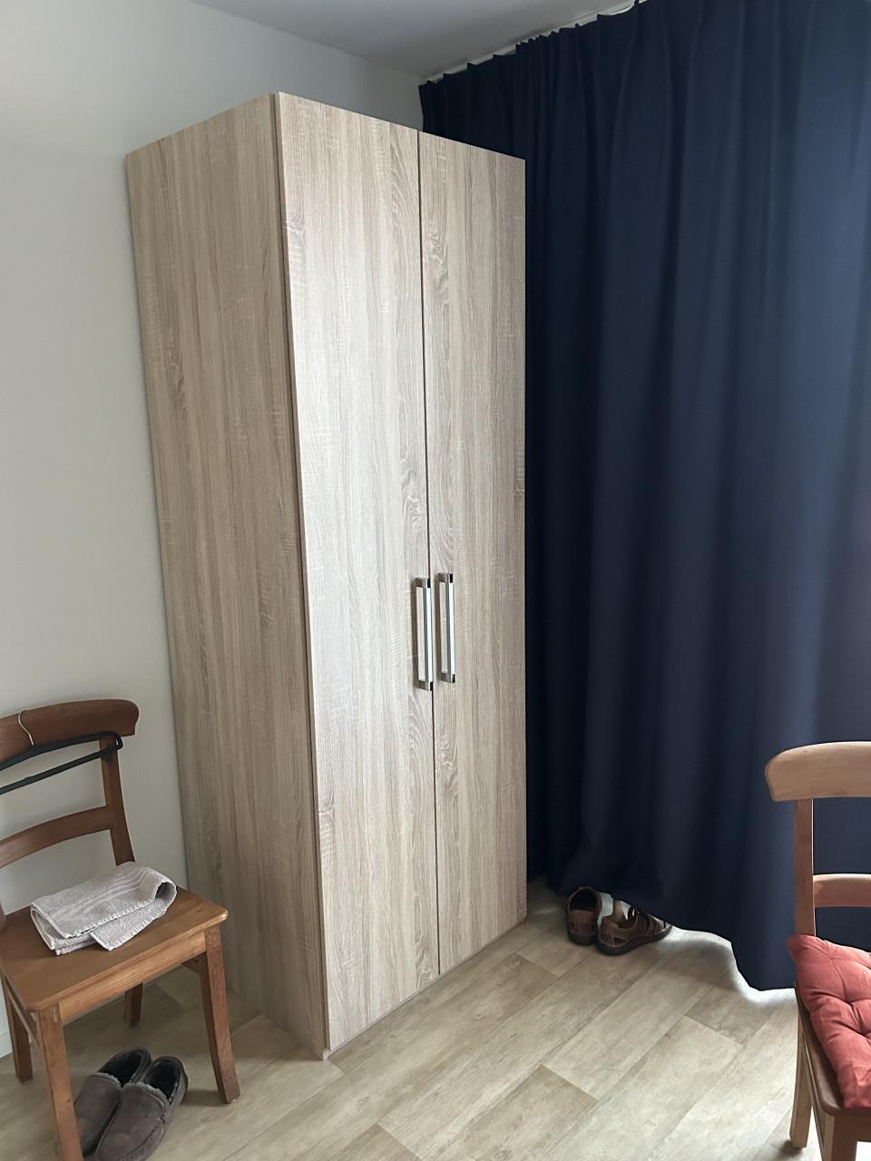 Kleding hang-leg kast