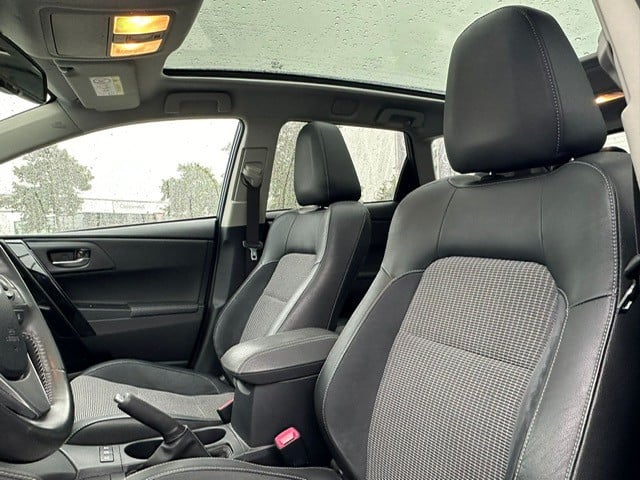 Toyota Auris touring sports 1.8 hybrid lease pro | panoramadak | stoelverwa