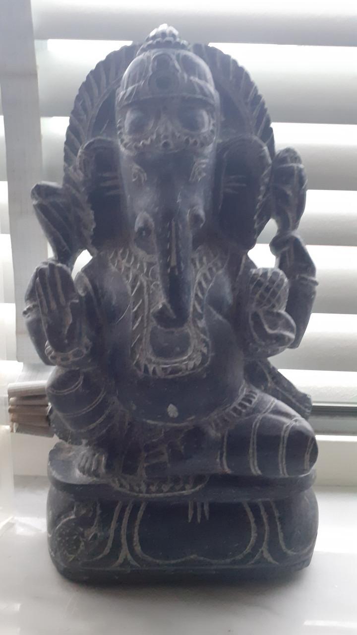 Hindoe Art uit INDIA...2 x doos - partij Diverse beelden