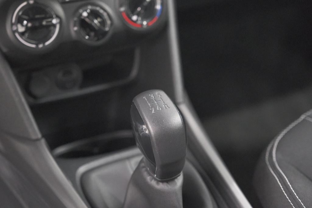 Peugeot 2008 puretech 110 blue lion | trekhaak | apple carplay | navigatie 