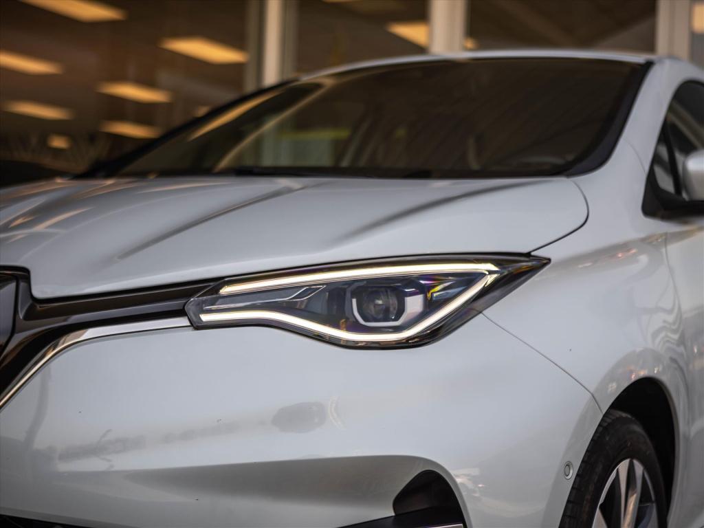 Renault Zoe r135 135pk intens automaat | soh 95% |navigatie | camera | park