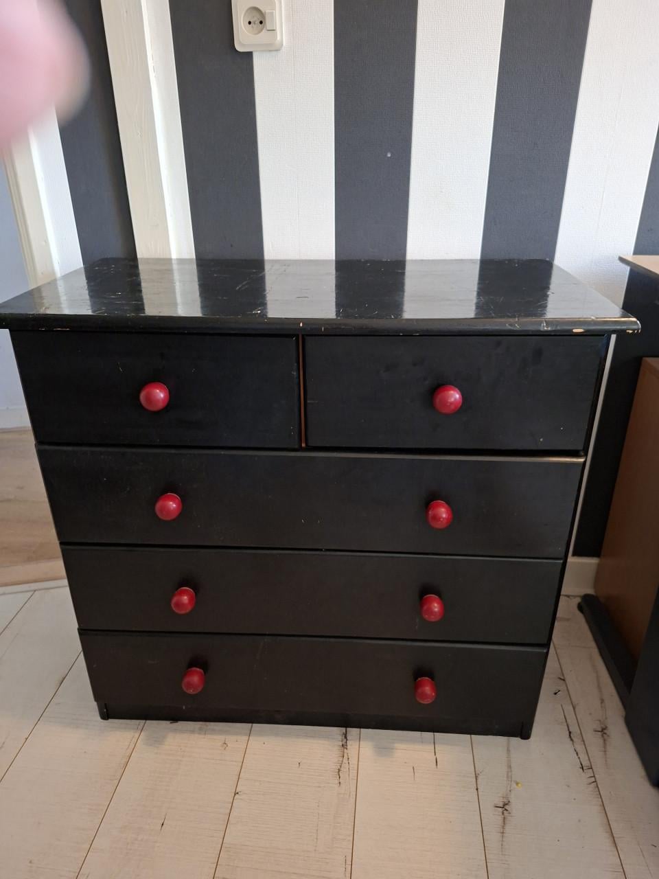 Ladenkastje - zwart/rood - 4 lades