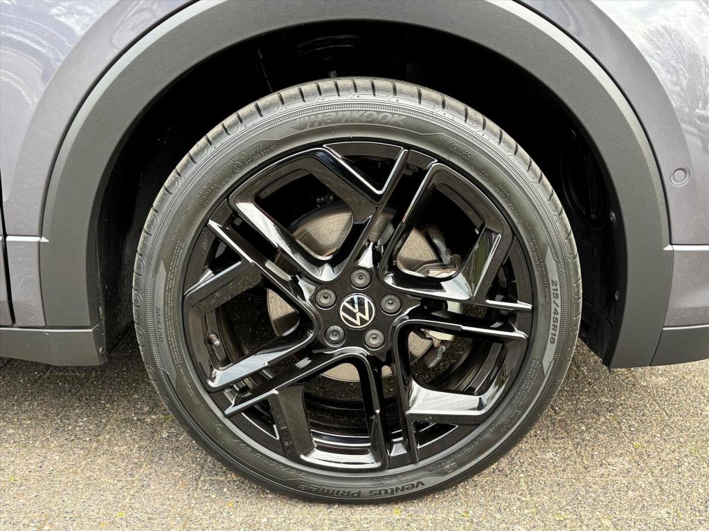 Volkswagen T-cross 1.5 tsi 150pk dsg-7 r-line|black style| dodehoek| navi|t