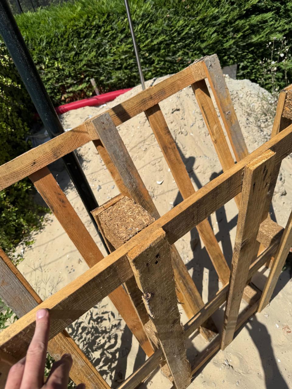 Pallets gratis verschillende maten (brandhout)