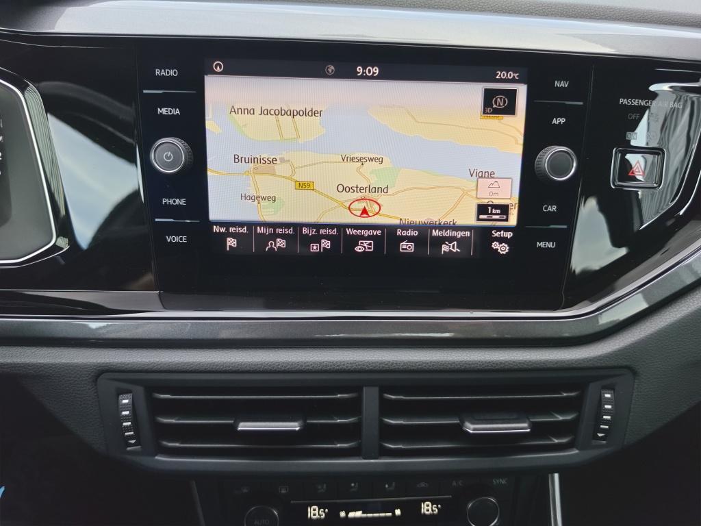 Volkswagen Polo 1.0 tsi highline business r | clima | acc | navi |apple car