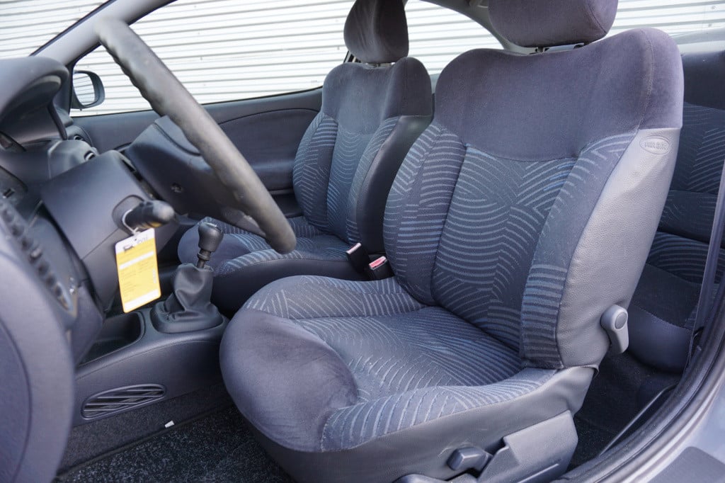 Renault Megane coupé 1.4-16v sport way airco / elekt. ramen / nap