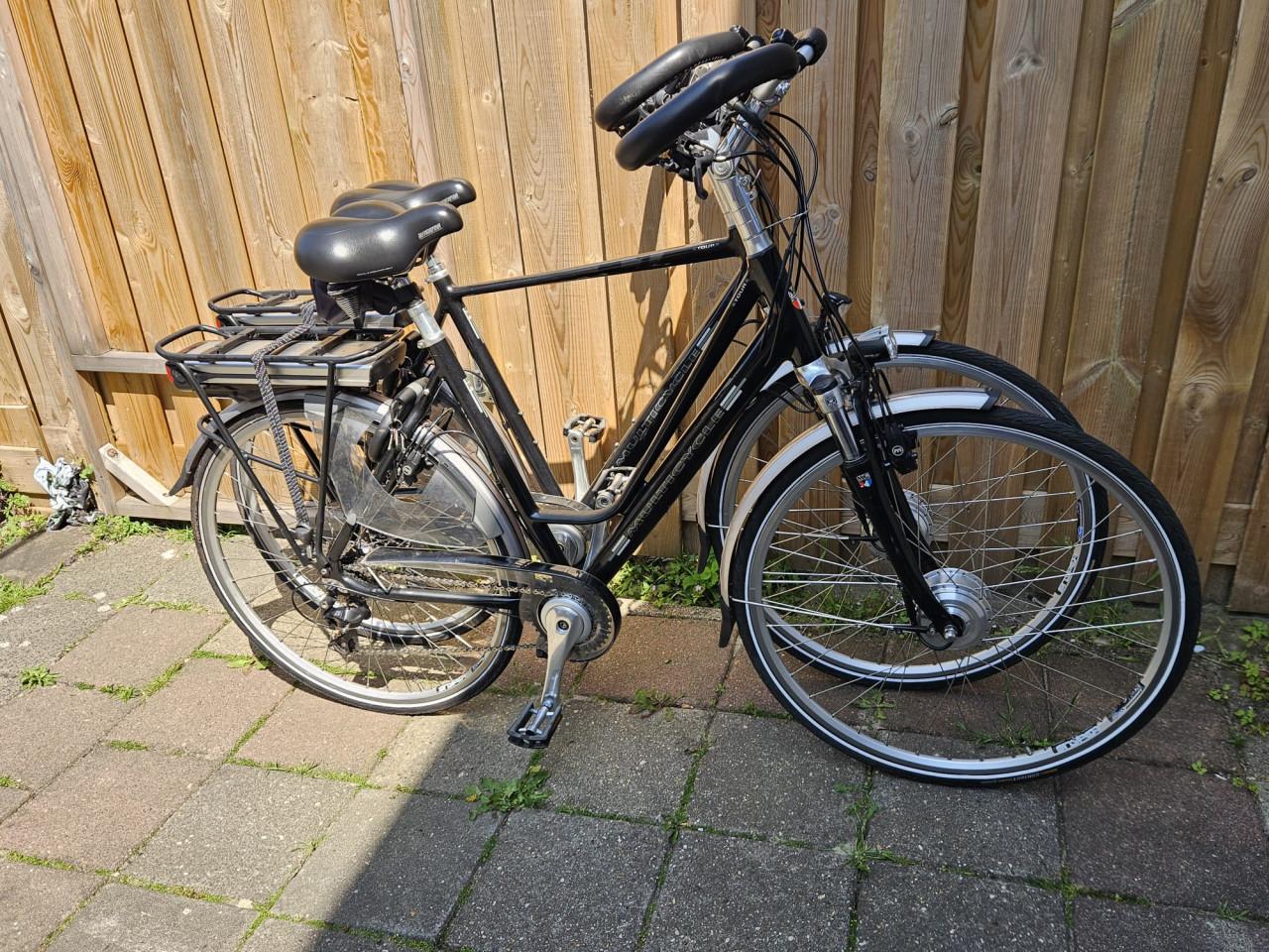 Prachtige set Multicycle Tour elektrische fietsen ZGAN