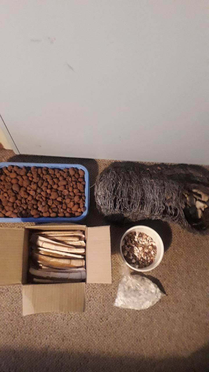 Partij rommel/snuffelmarktspullen 2