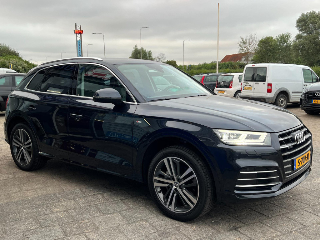 Audi Q5 55 tfsi e quattro competition s-line