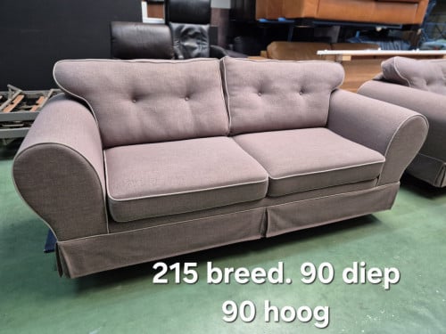 Mooi bank met fauteuil