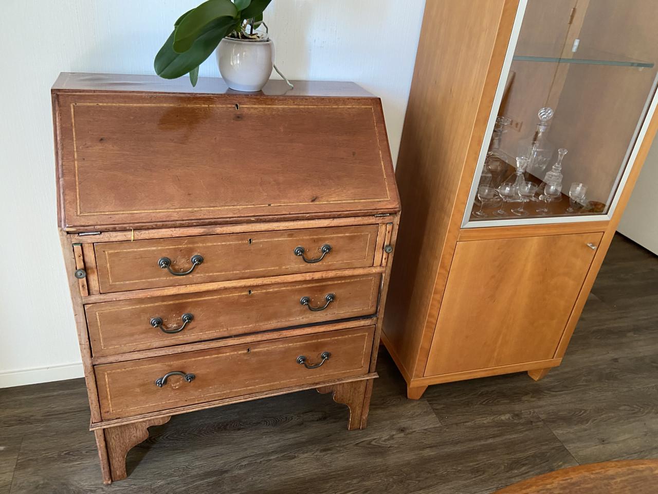 Secretaire
