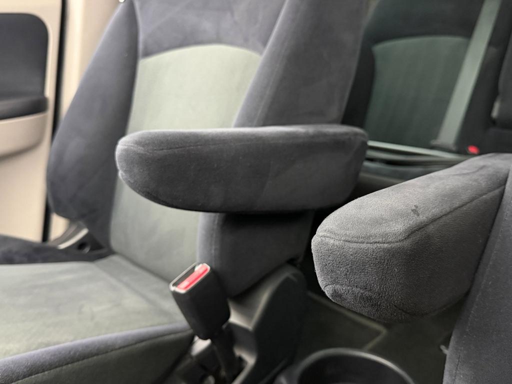 Mitsubishi Grandis occasion 2.4-16v insport | grijs | tweedehands mitsubish