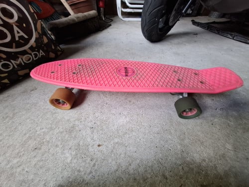 Pennyboard rose te koop