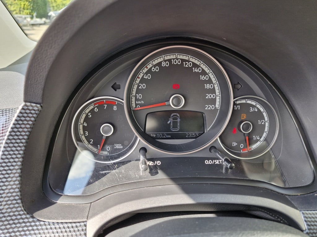Volkswagen UP! 1.0 bmt move up! | executive en drive pakket verkocht