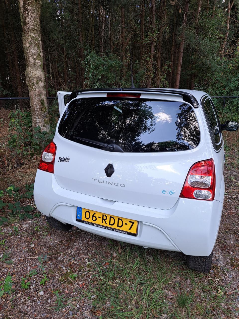 Nu teab Twingo 2 Collection mooie auto!