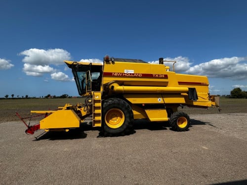New Holland TX 34 combine – goed onderhouden, direct inzetbaar!