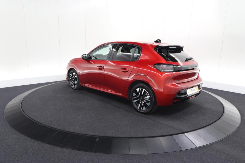 Peugeot 208 puretech 100 allure | camera | navigatie | parkeersensoren | ap