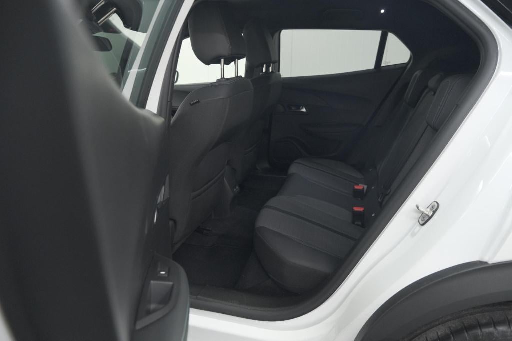 Peugeot 2008 puretech 130 eat8 allure | camera | navigatie | parkeersensore