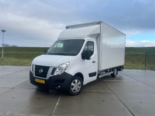 Bakwagen met laadklep te huur! kilometer en borg vrij €160,- Incl BTW