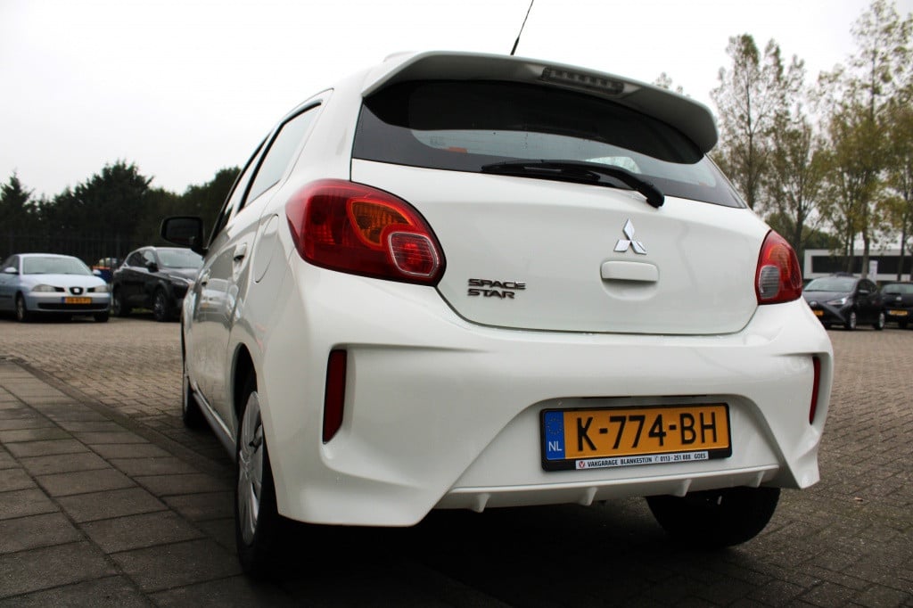 Mitsubishi Space Star 1.0 cool+