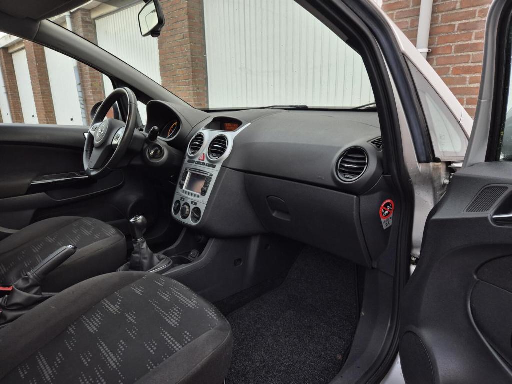 Opel Corsa 1.3 cdti ecoflex s/s connect edition / coc aanwezig