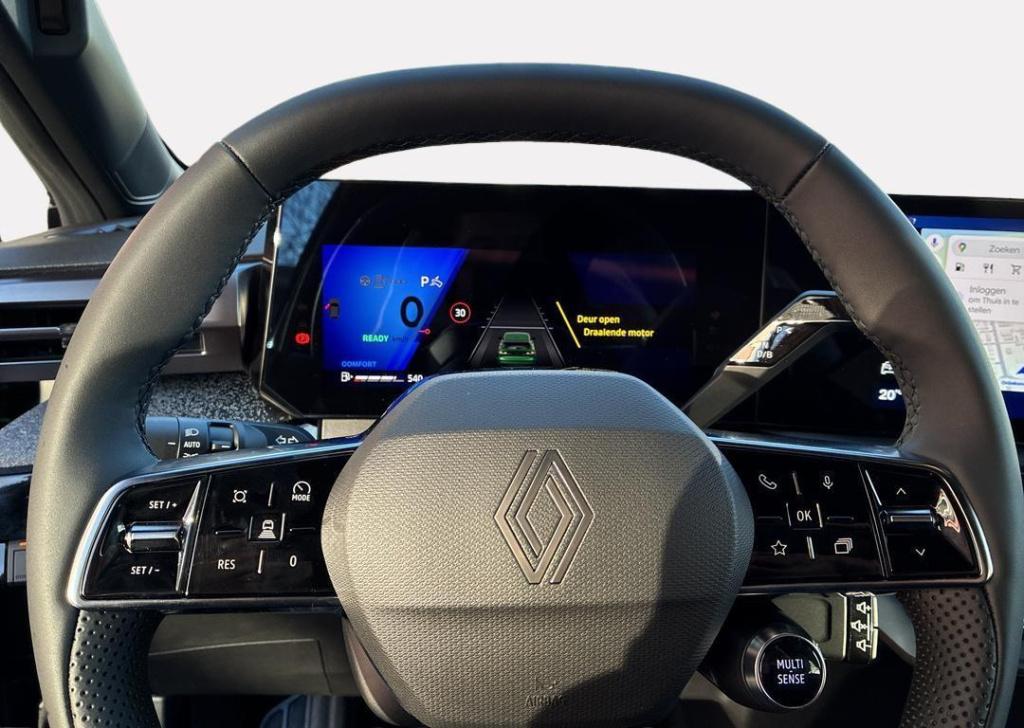 Renault Clio 1.8 hybrid 160 techno - demo