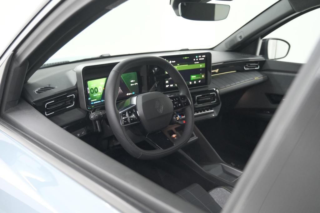 Renault 4 comfort range iconic 52 kwh | pack advanced driving assist | came