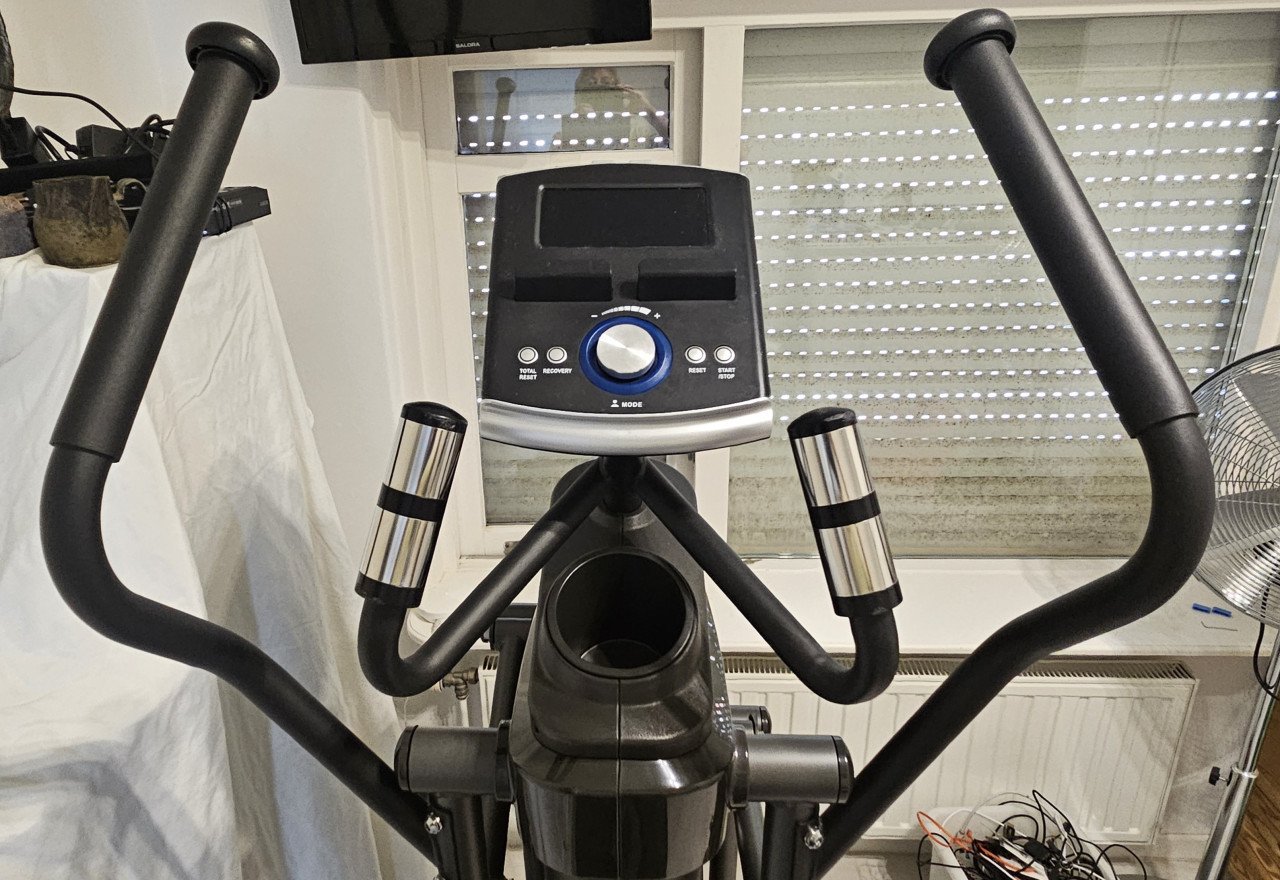 Crosstrainer Cardiostrong EX70