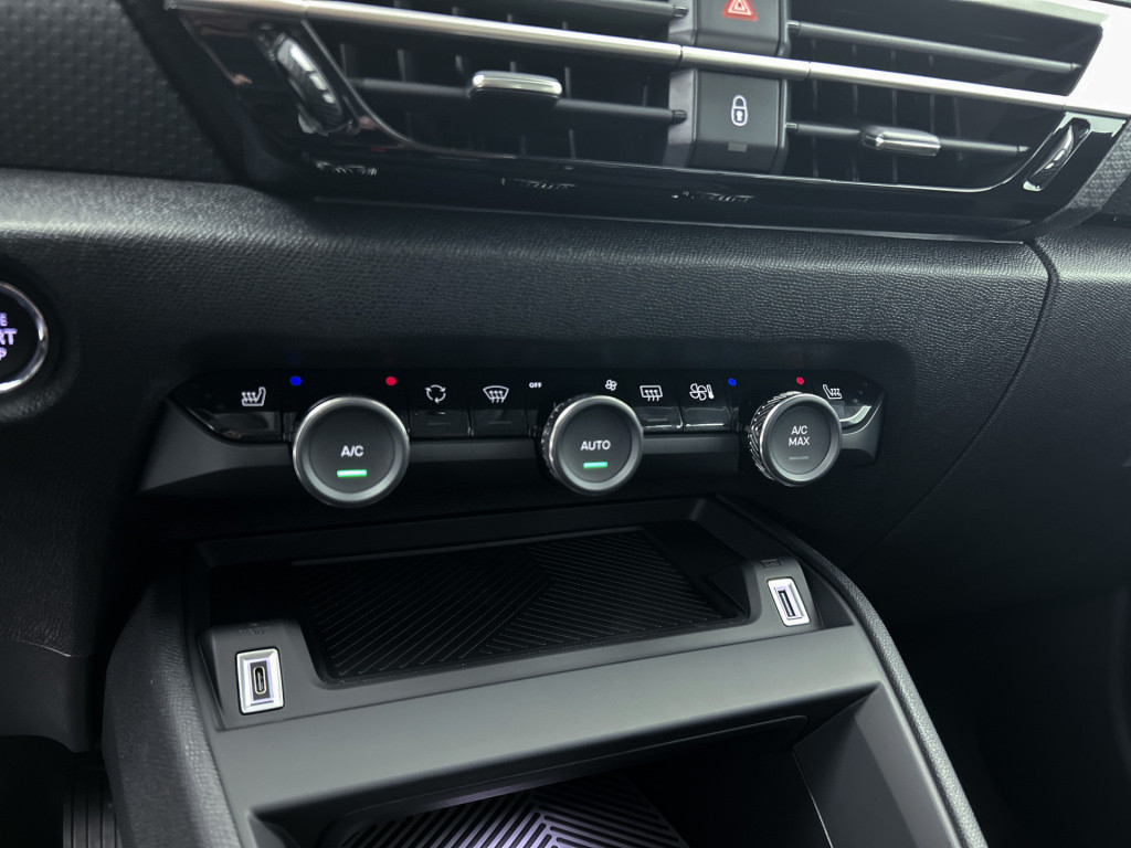 Citroen C4 hybrid 145pk automaat business private lease € 489,- pm - 48mnd 