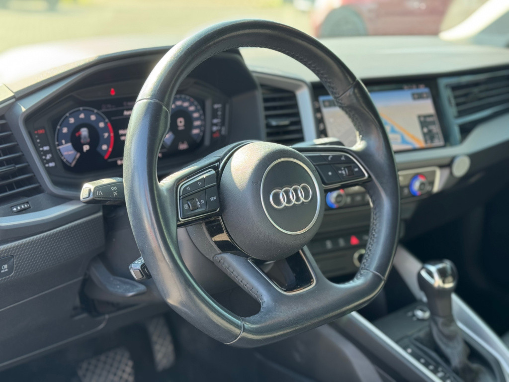 Audi A1 Sportback 35 tfsi advanced * stoelverwarming * navigatie * cruise c