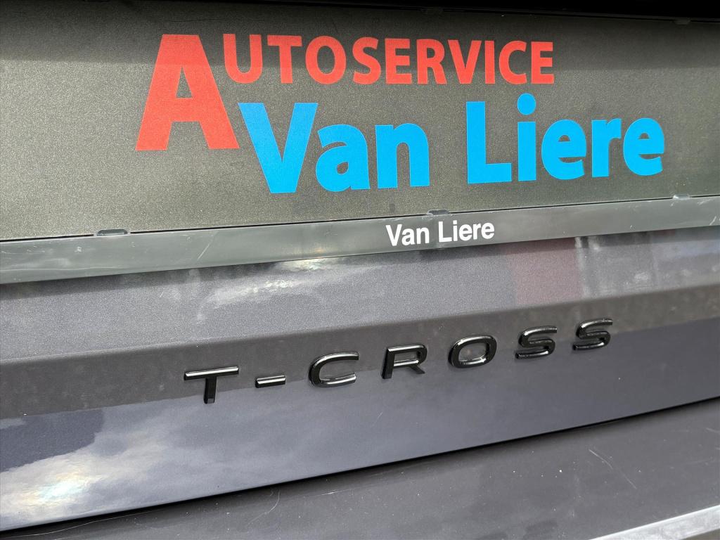 Volkswagen T-cross 1.5 tsi 150pk dsg-7 r-line|black style| dodehoek| navi|t