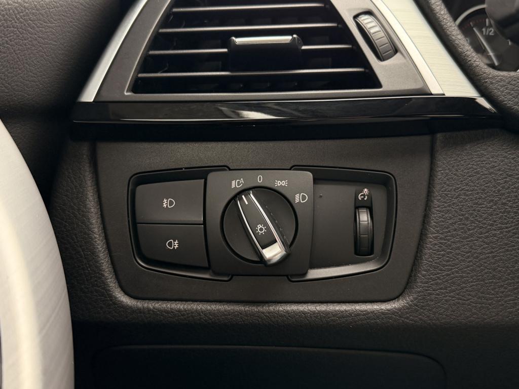 BMW 3-serie 320i m-sport | cruise | stoelverwarming | navi | leder | led |