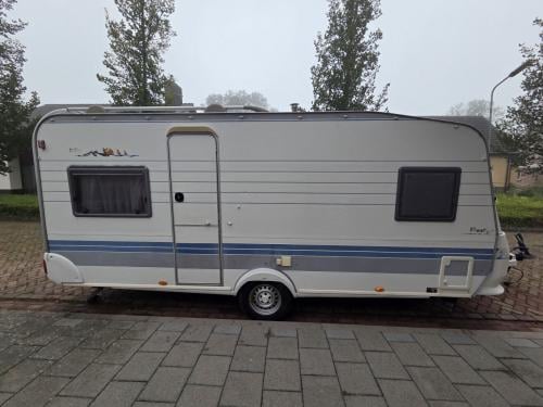 Hobby prestige 495 met voortent