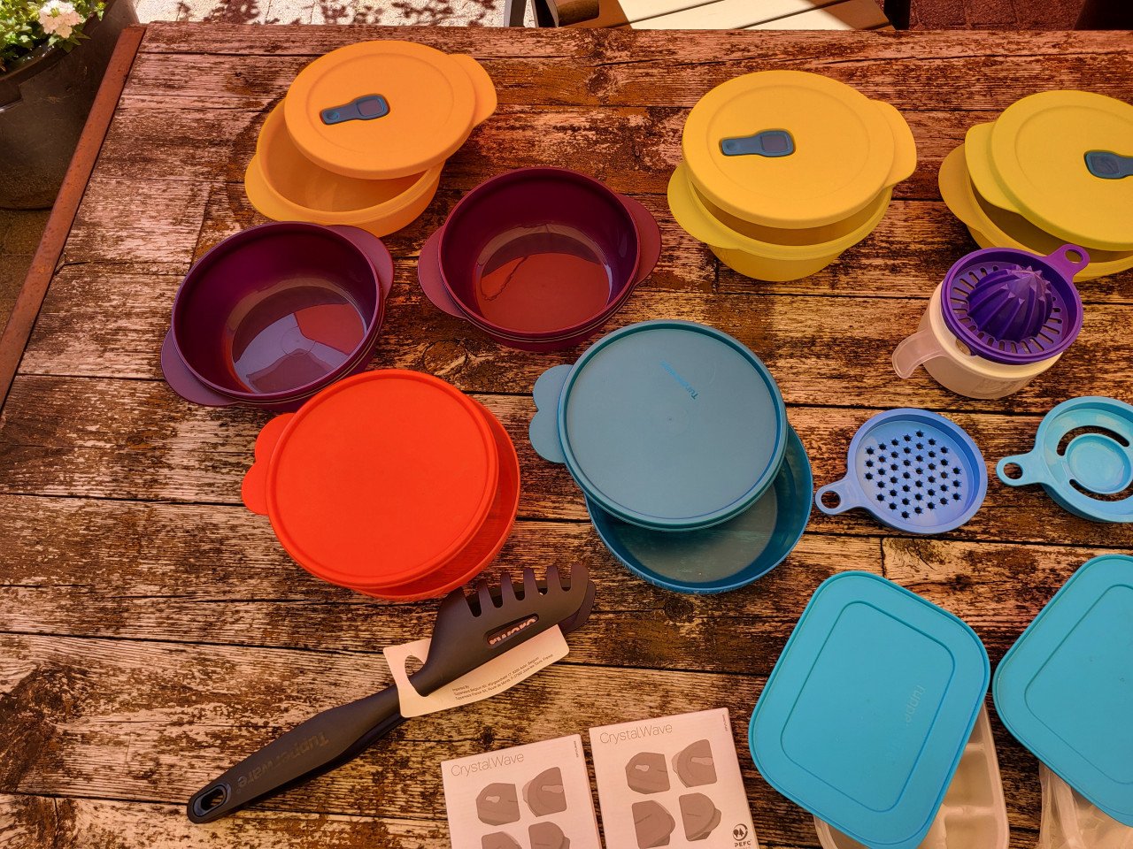 Tupperware set ongebruikt