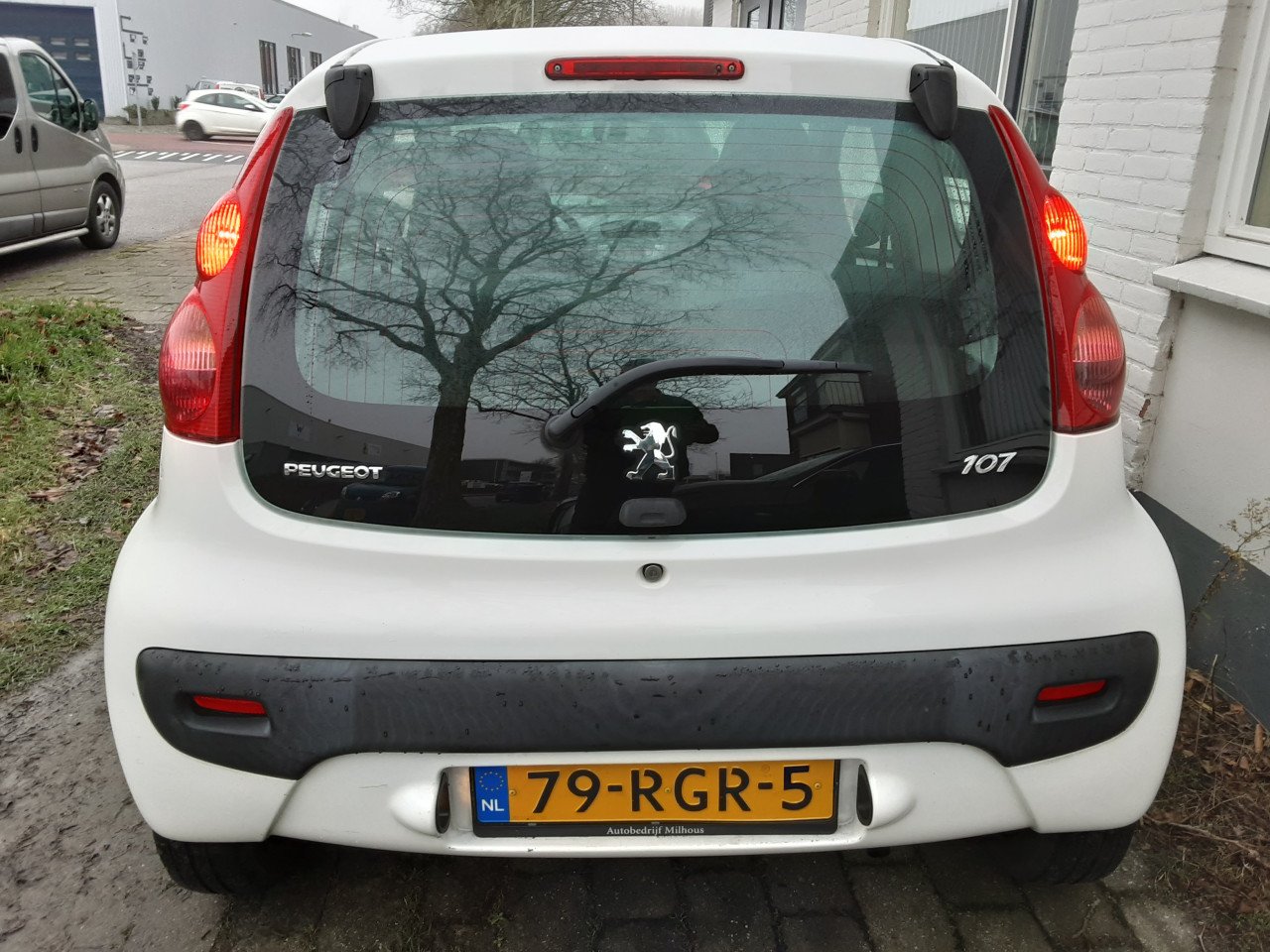 Peugeot 107 1.0-12V XR