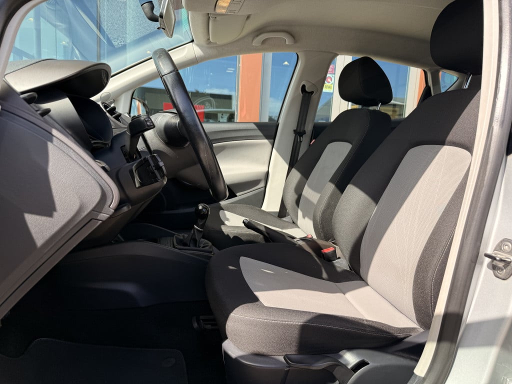 Seat Ibiza 1.2 tsi style | cruise | airco | 15 inch velgen |